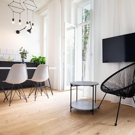 Turnkey I Balcony Studio Apartamento Praga Exterior foto