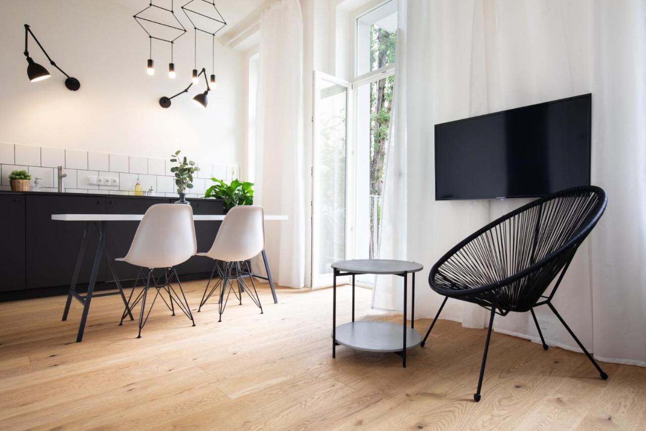 Turnkey I Balcony Studio Apartamento Praga Exterior foto